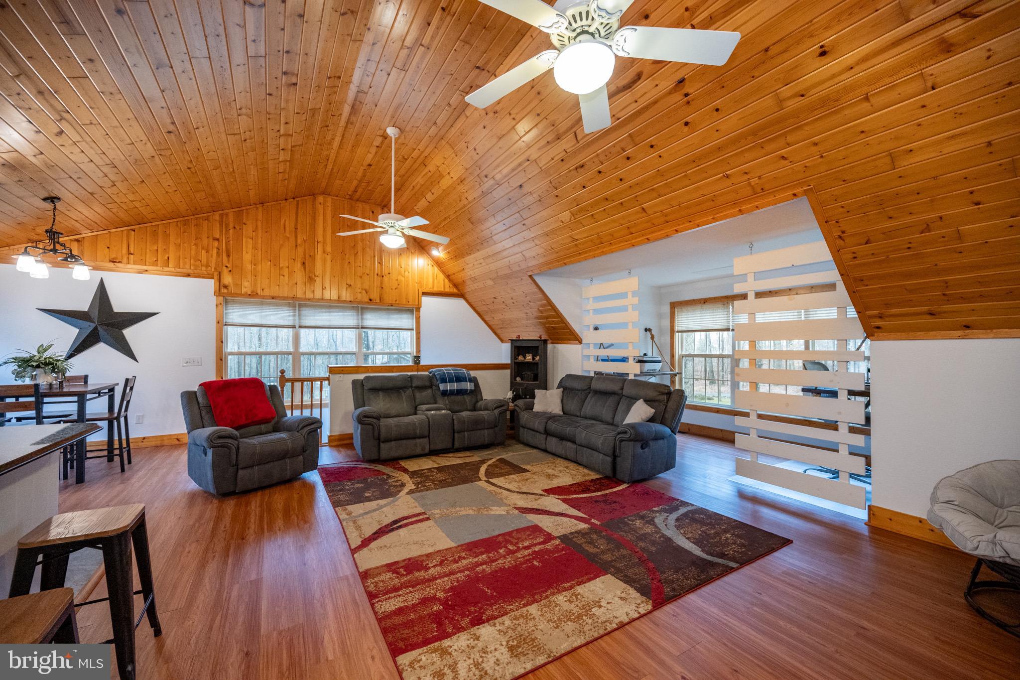 SANG RUN RD - Residential