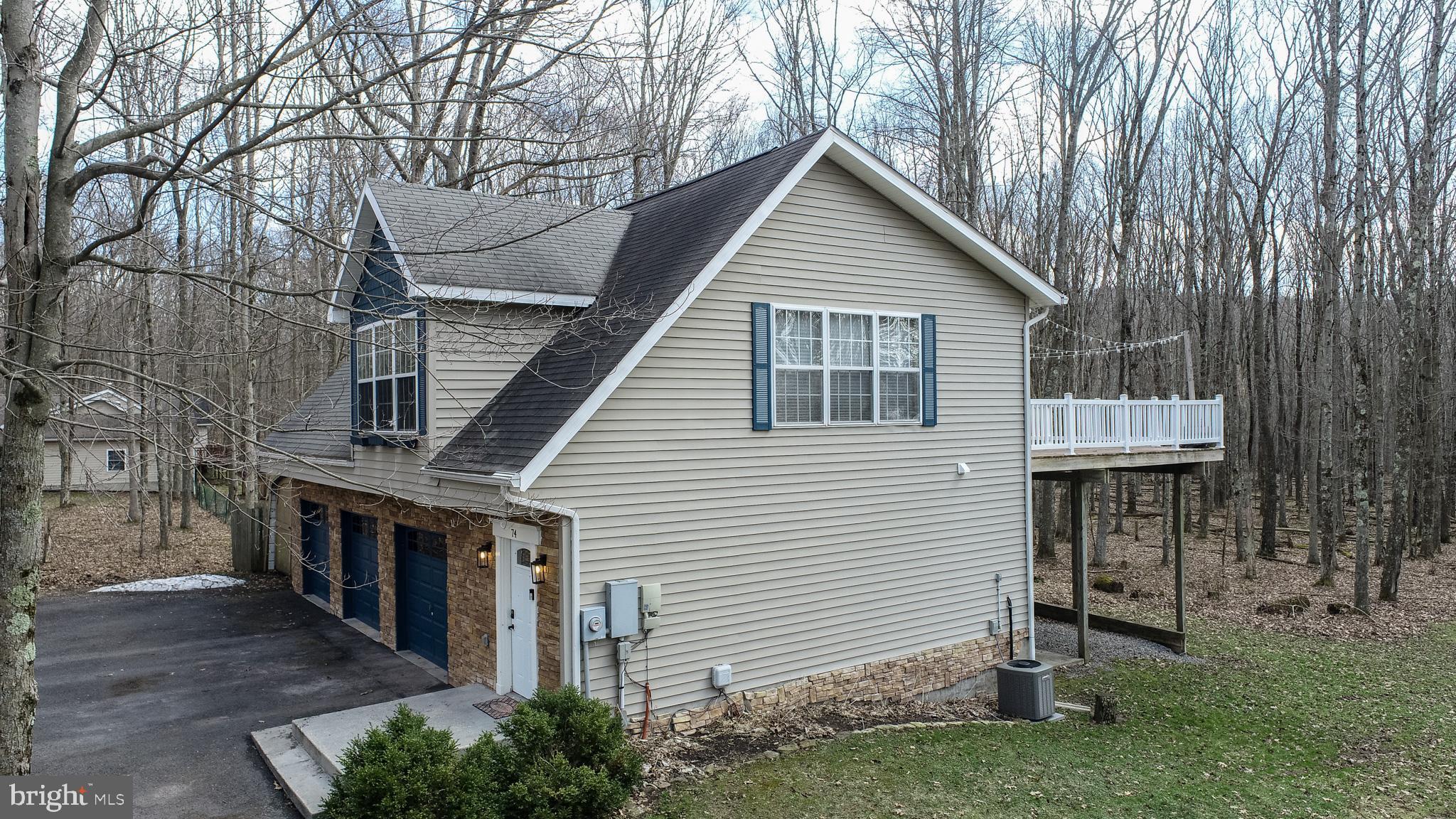 SANG RUN RD - Residential