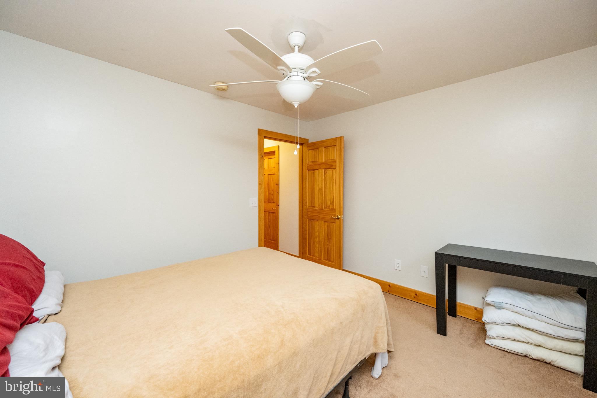 SANG RUN RD - Residential