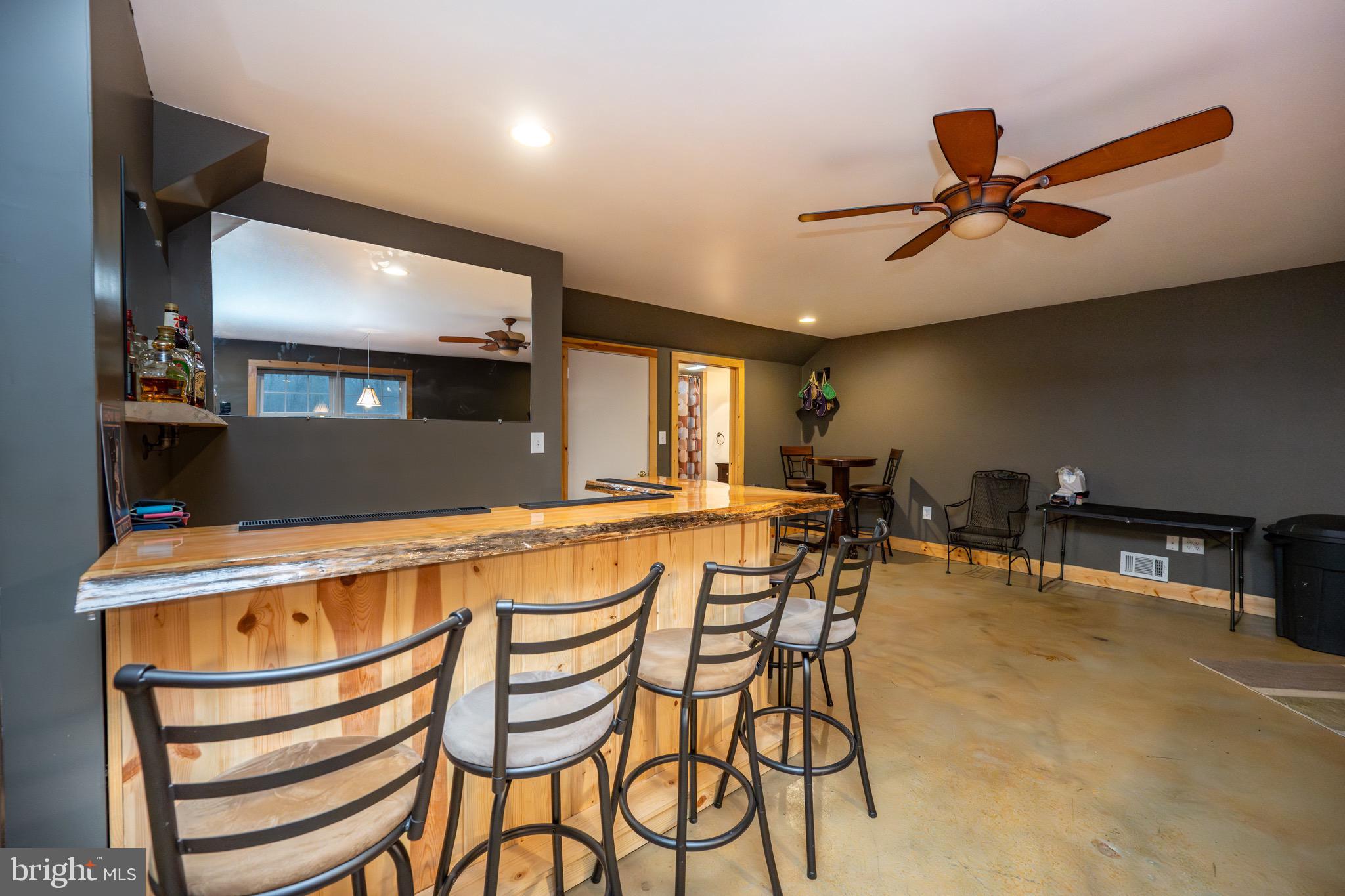 SANG RUN RD - Residential