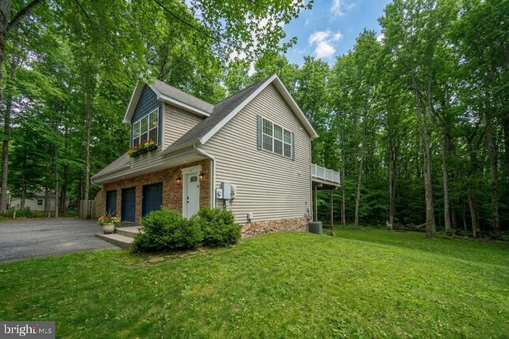 SANG RUN RD - Residential