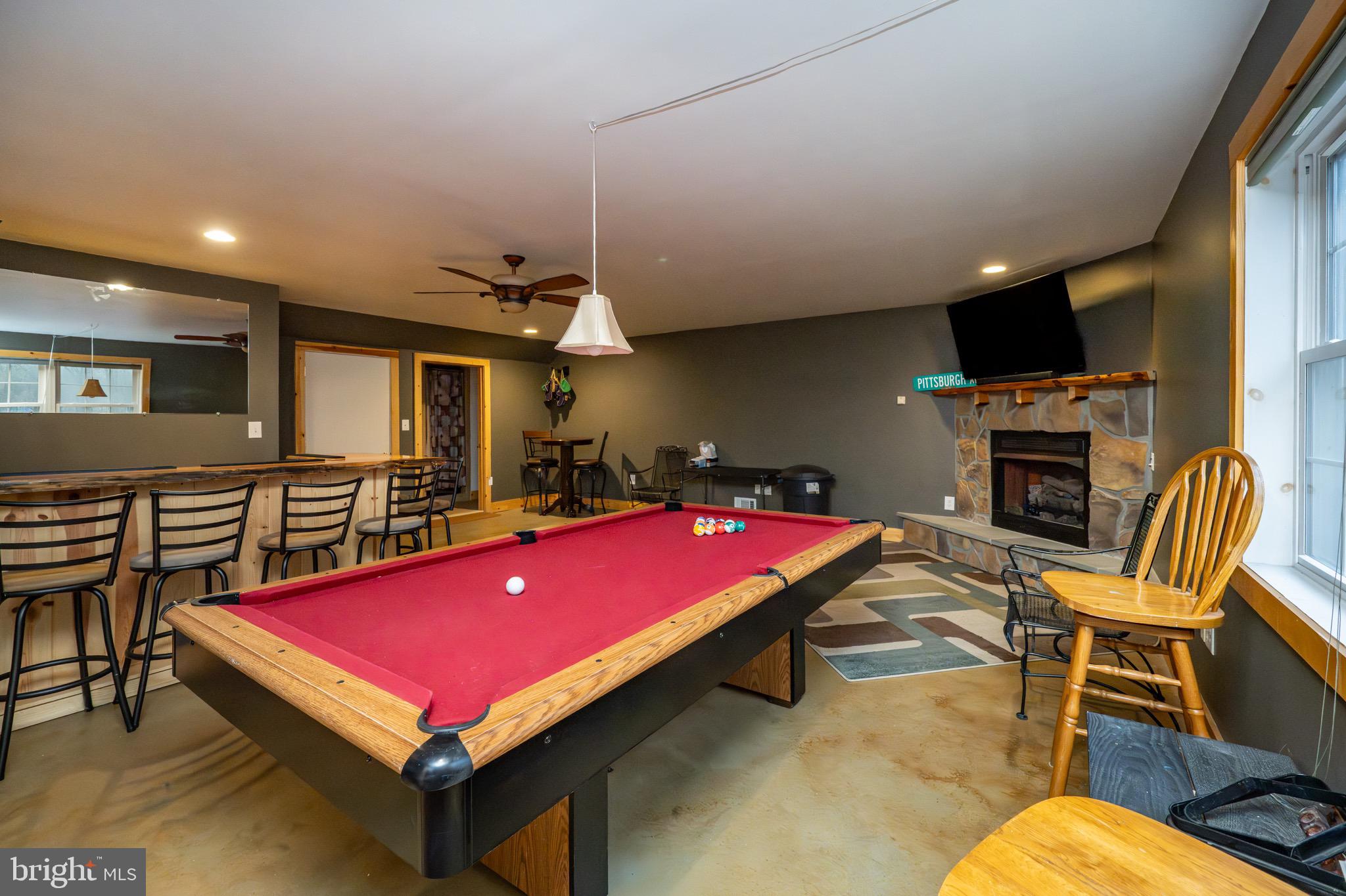 SANG RUN RD - Residential