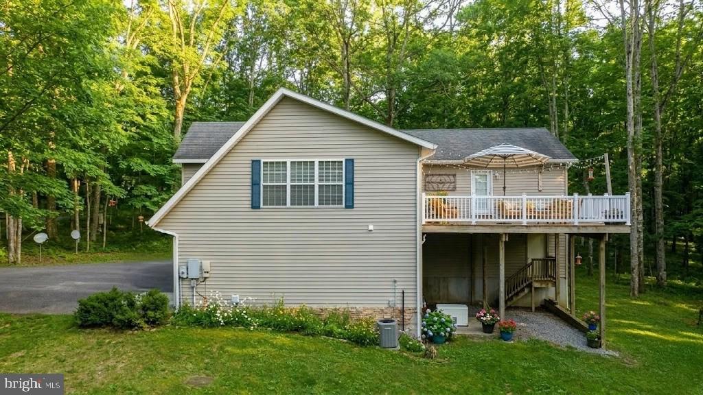 SANG RUN RD - Residential