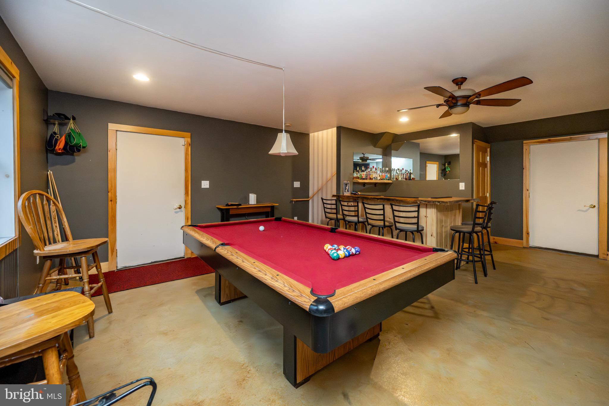 SANG RUN RD - Residential