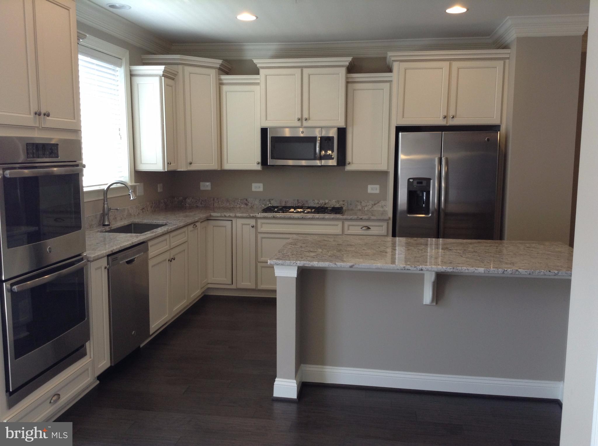 CANFIELD VILLAGE - Residential Lease