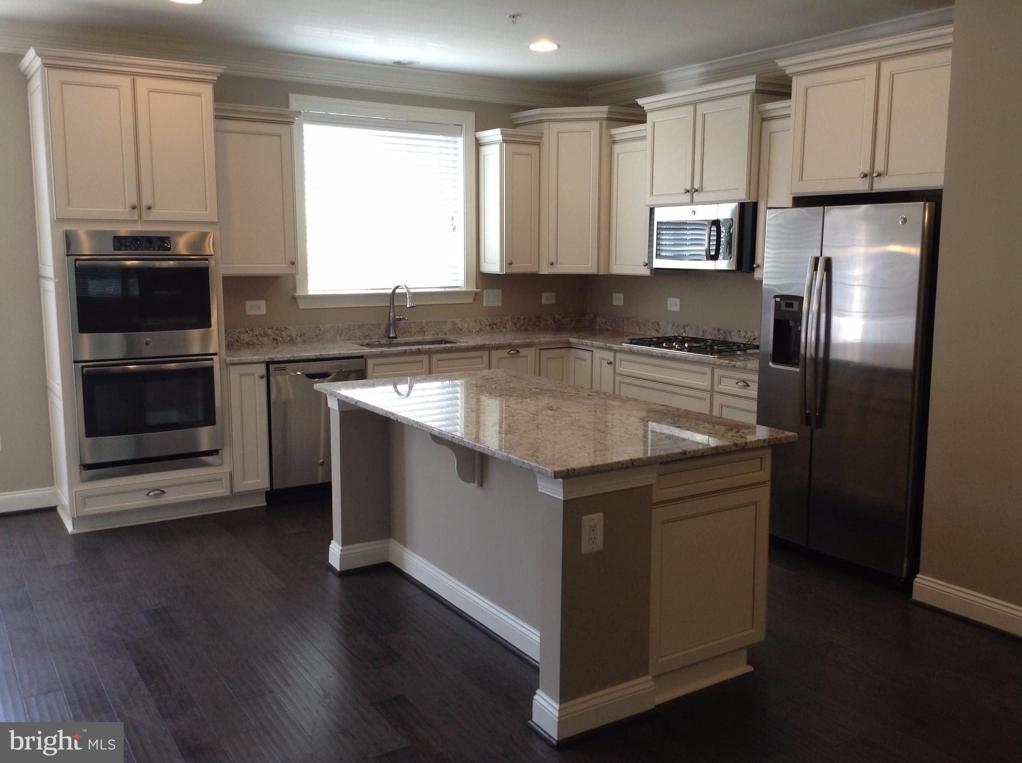 CANFIELD VILLAGE - Residential Lease