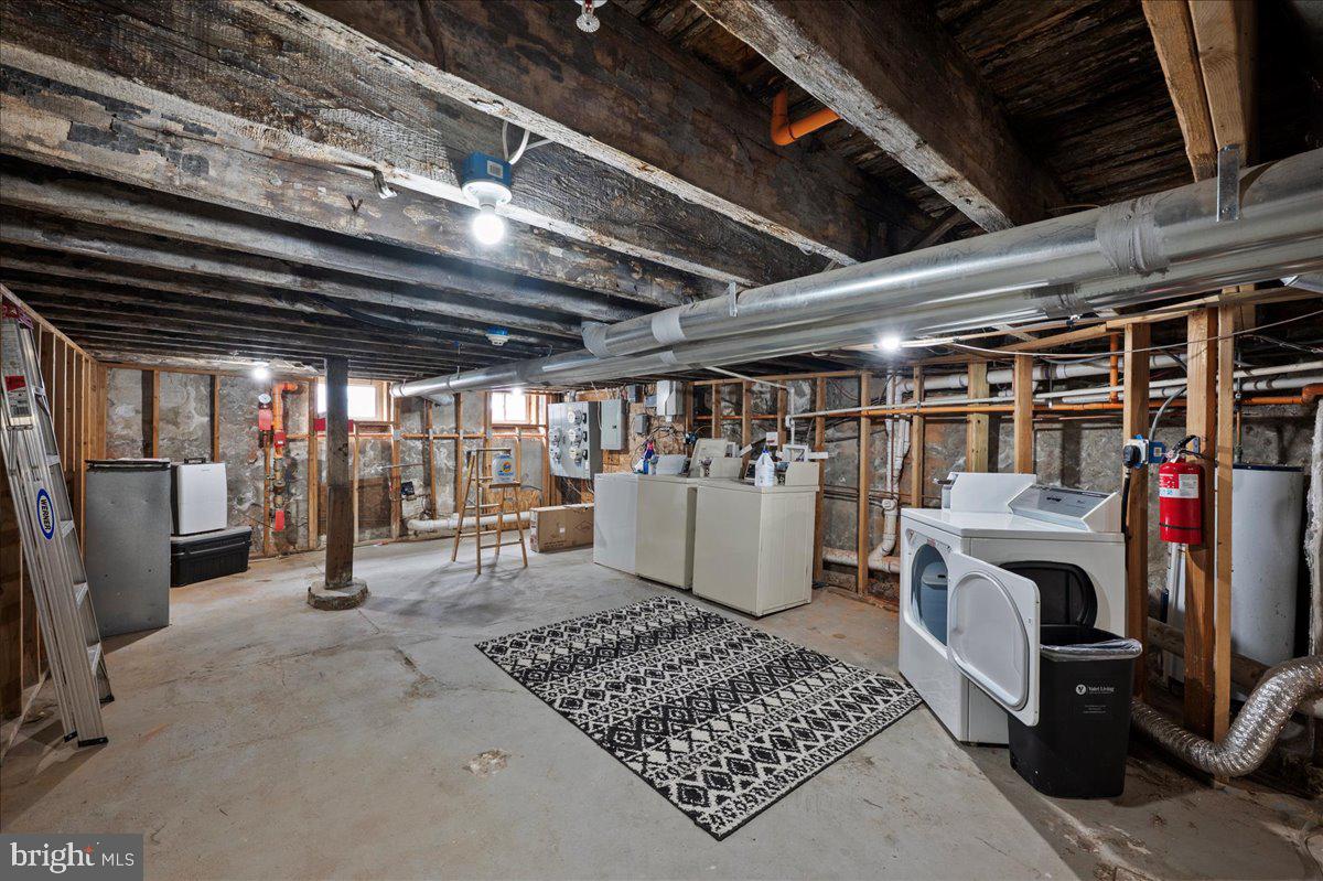 LUDLOW - Residential Income