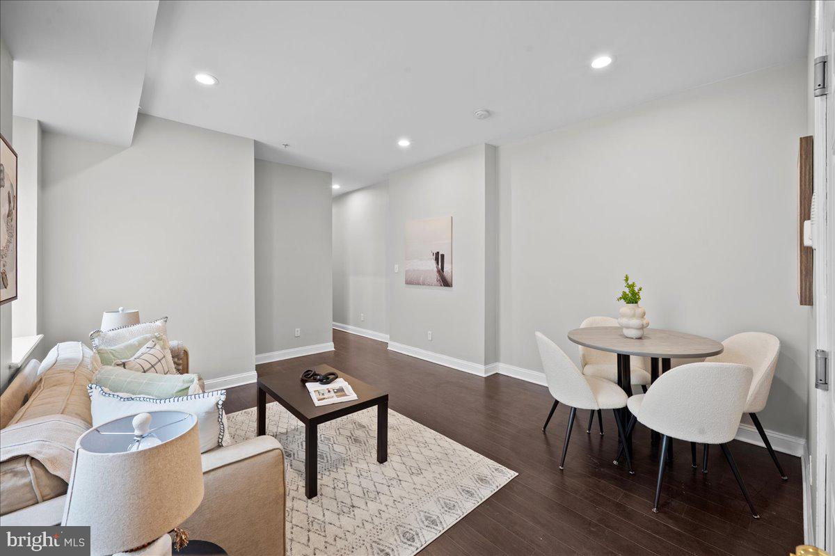 LUDLOW - Residential Income