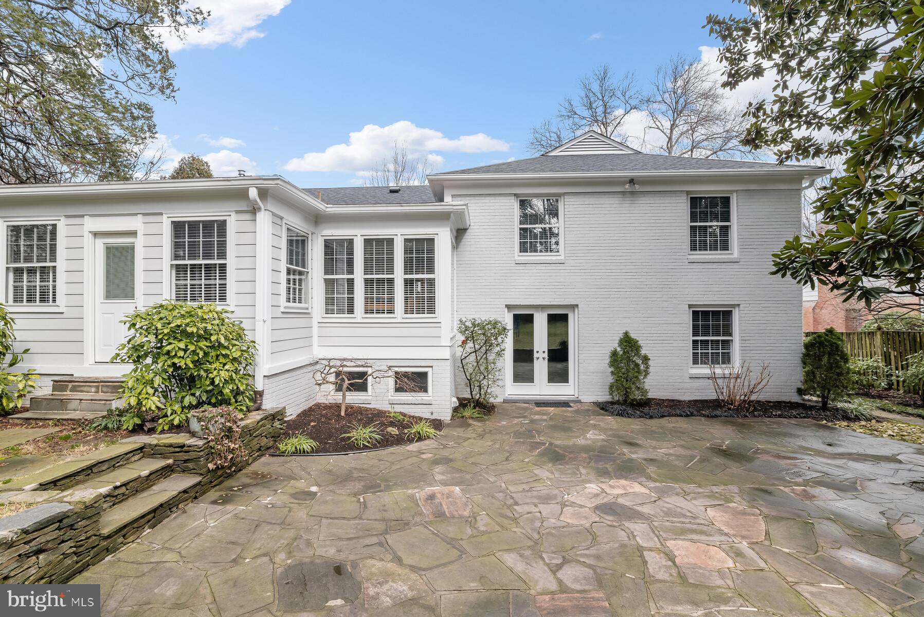 SPRINGFIELD - Residential