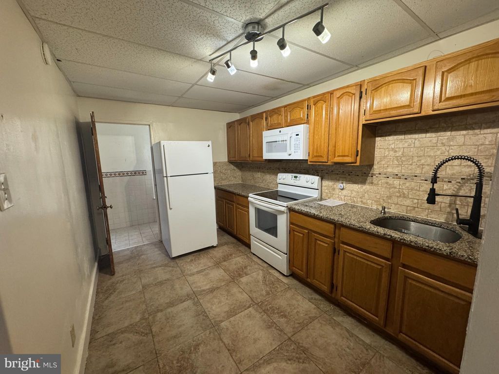 Photo of 151 N Hanover Street #5, POTTSTOWN, PA 19464 (MLS # PAMC2166866)