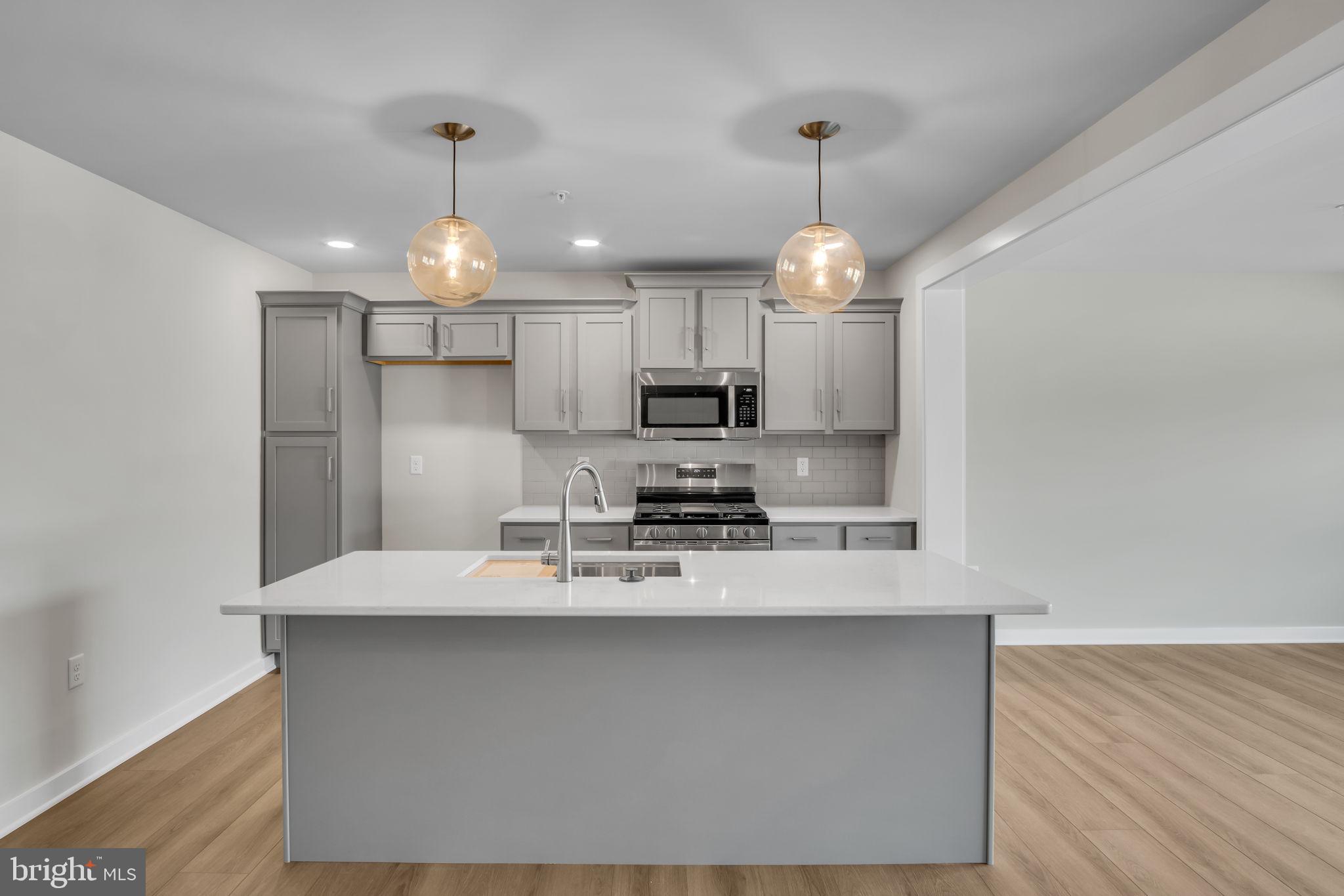 104 CANDLER WAY 088-16