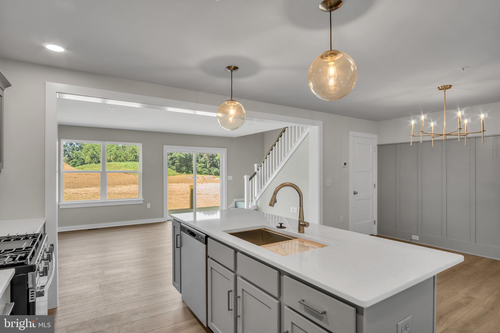 104 CANDLER WAY 088-16