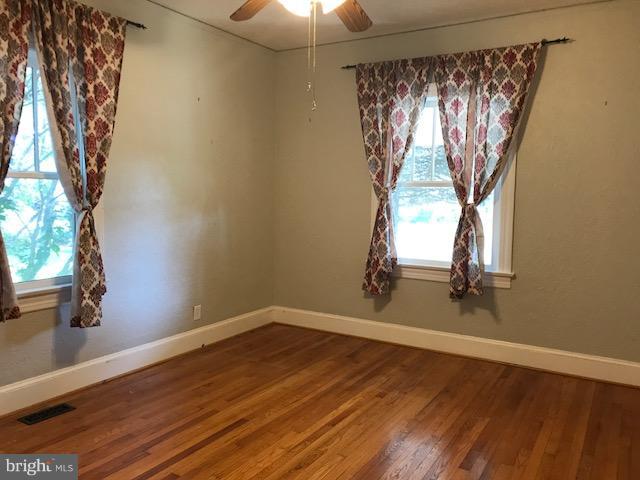 PHILLIPS - Residential Lease