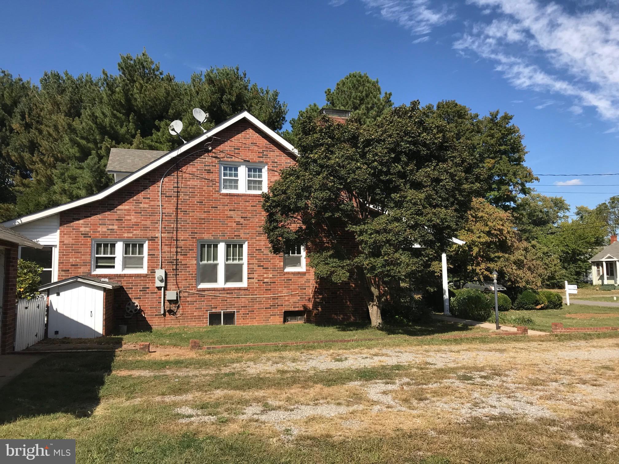 PHILLIPS - Residential Lease