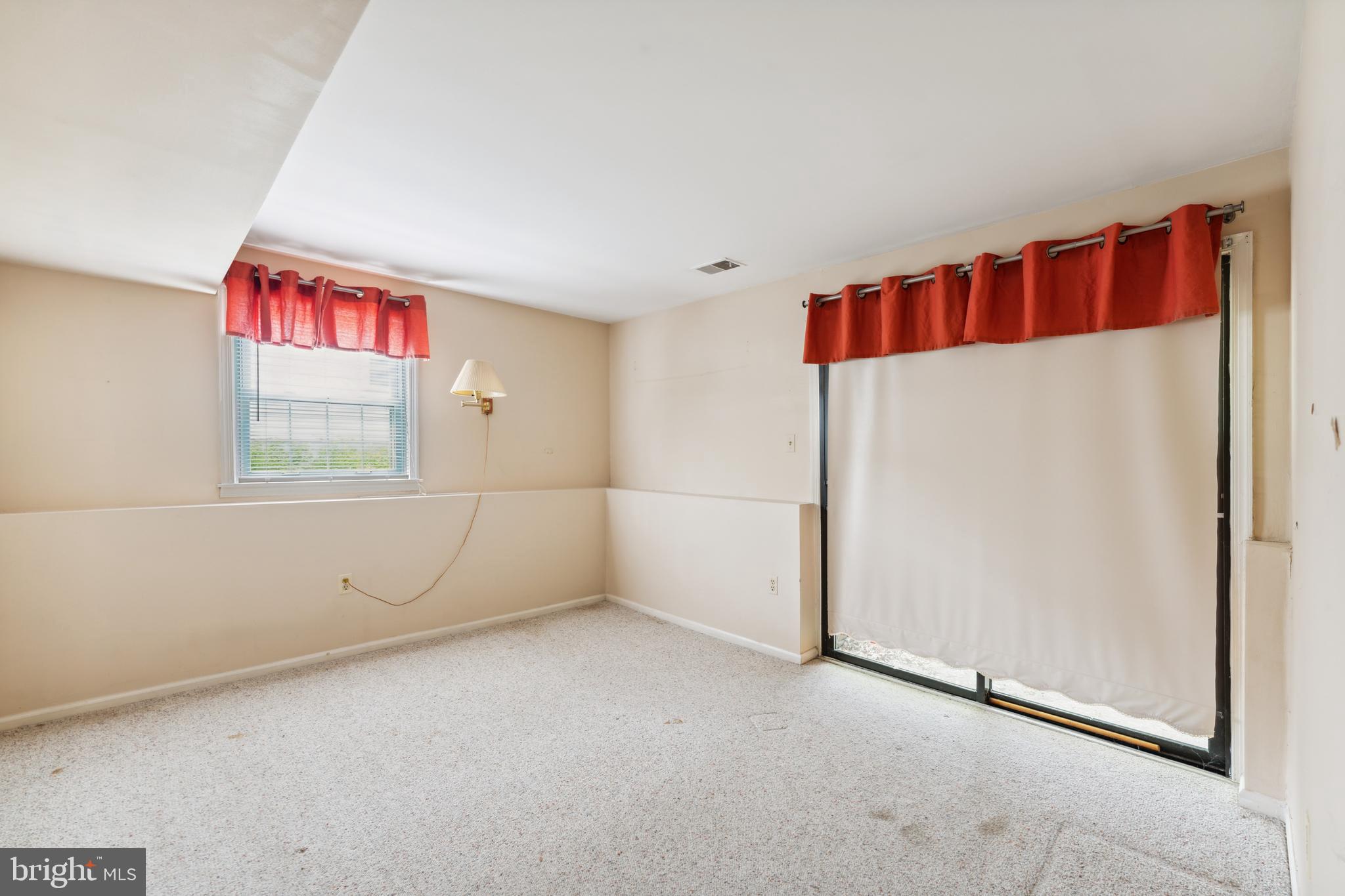 ROLLING VALLEY - Residential