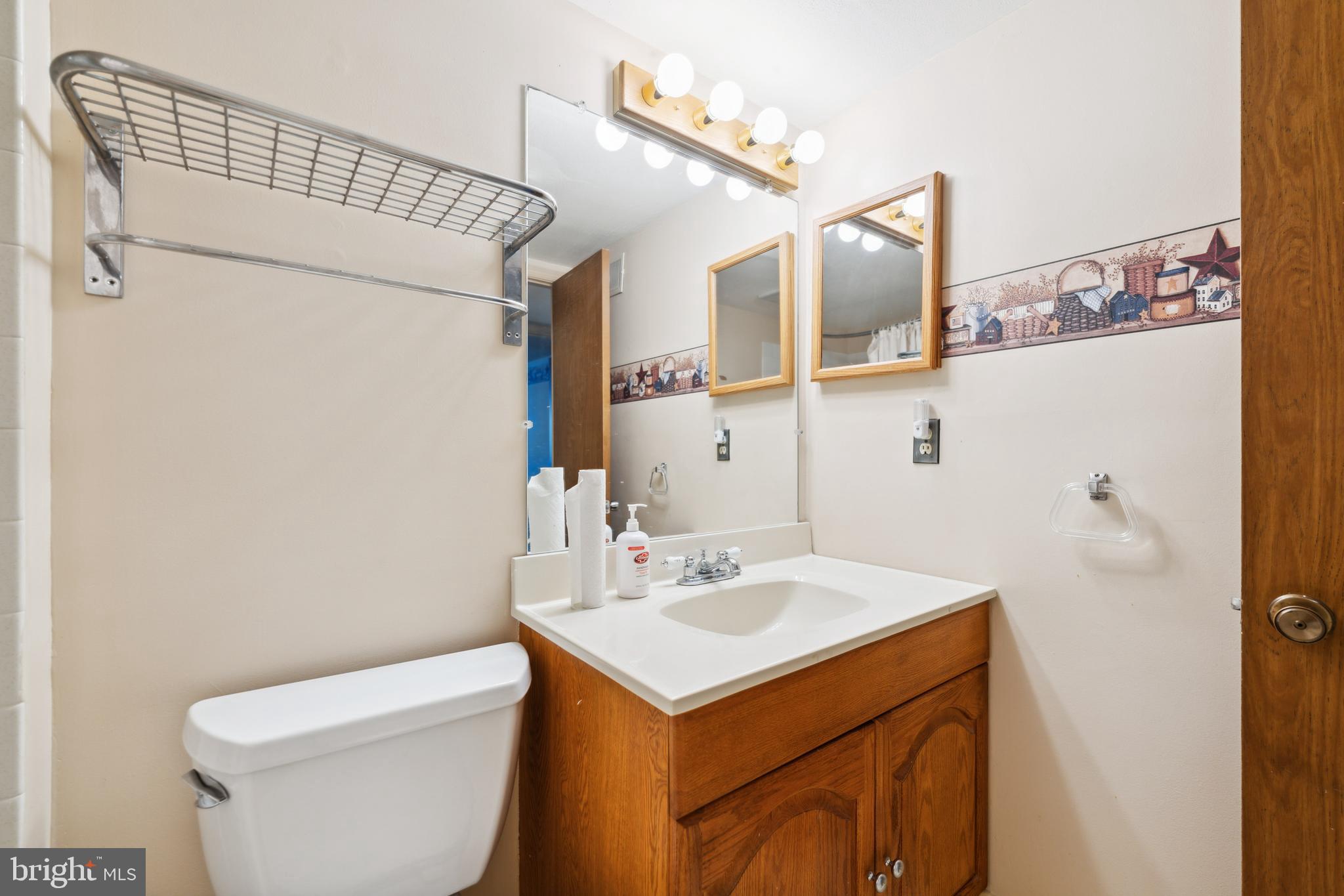 ROLLING VALLEY - Residential