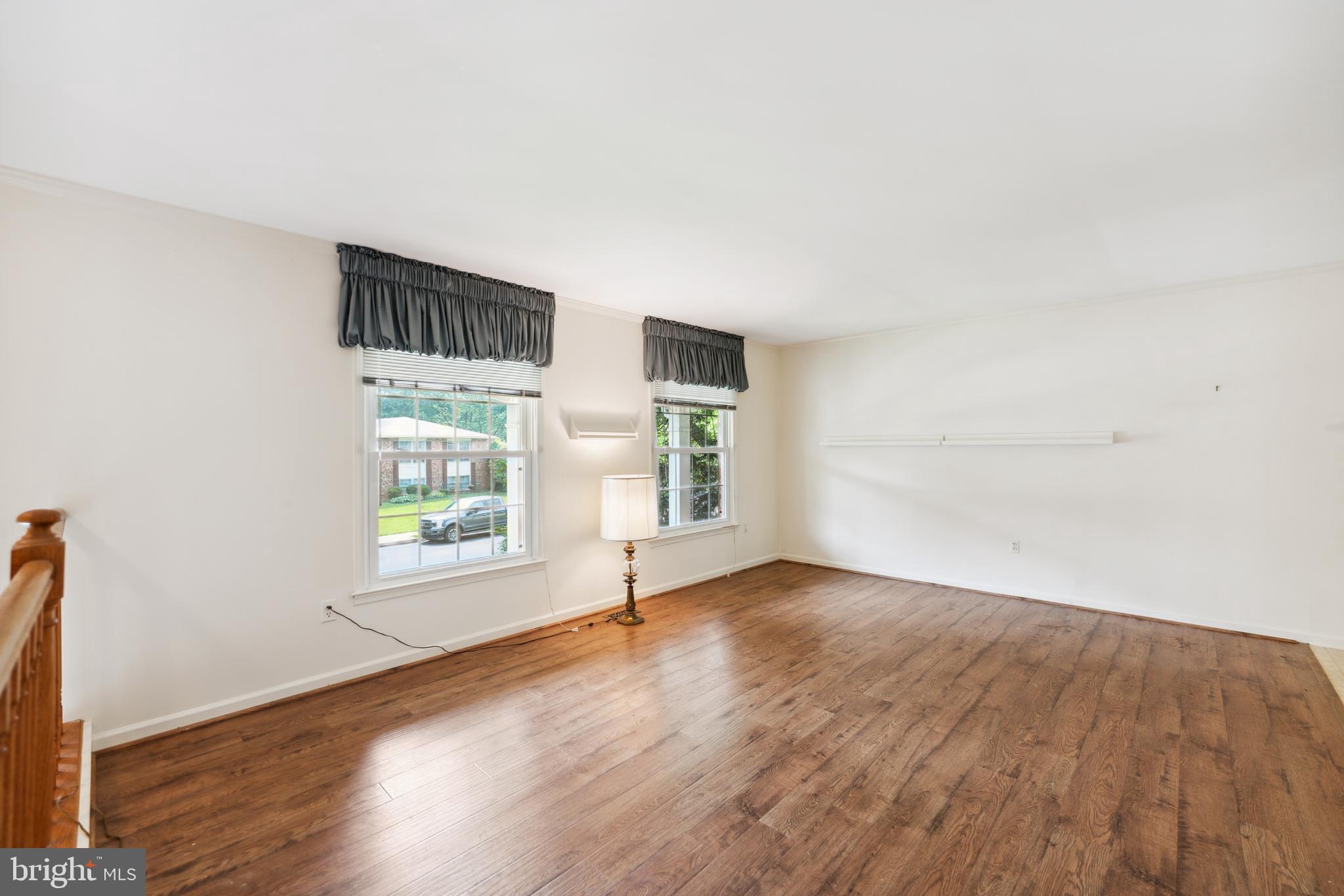 ROLLING VALLEY - Residential