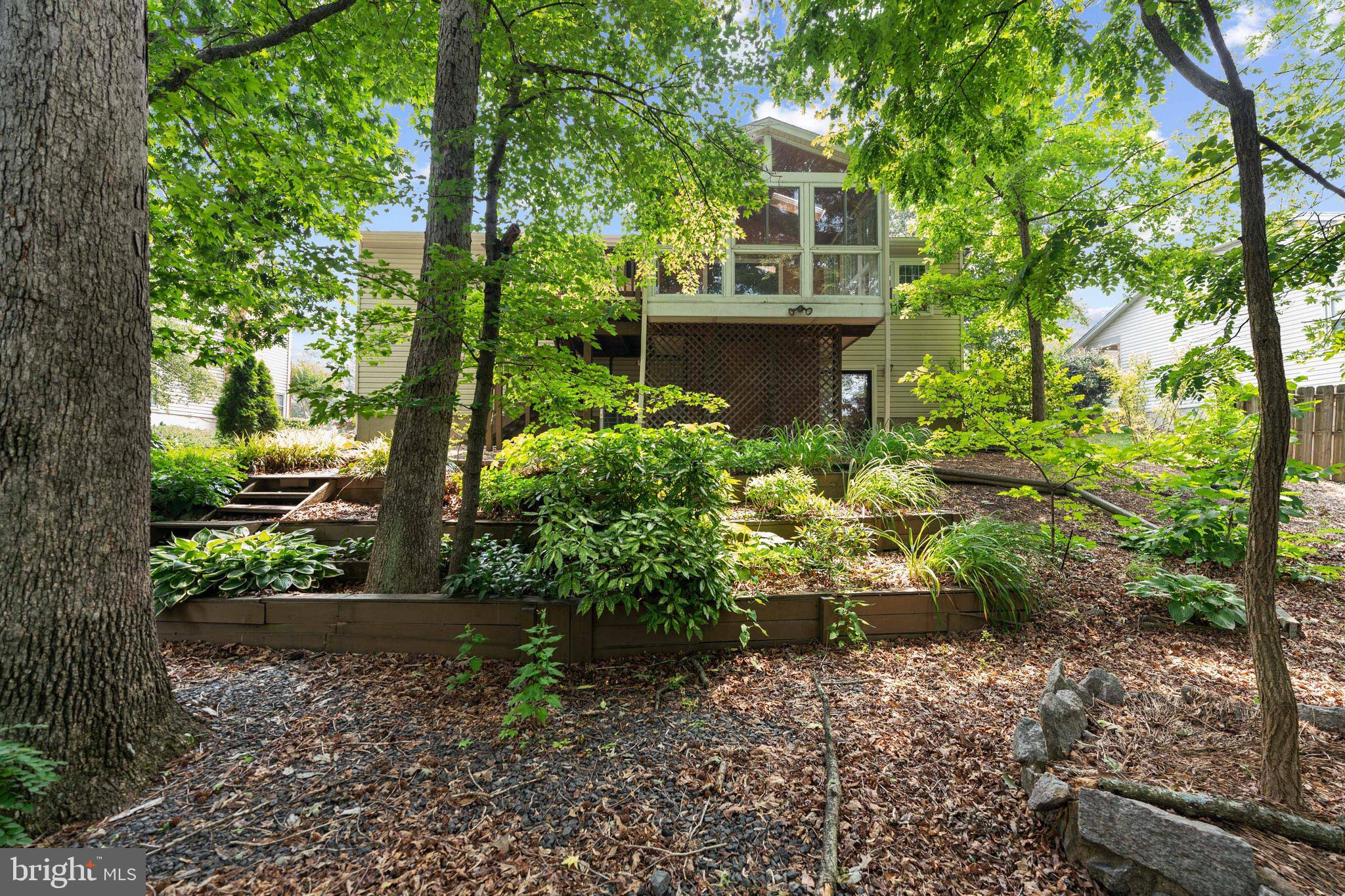 ROLLING VALLEY - Residential