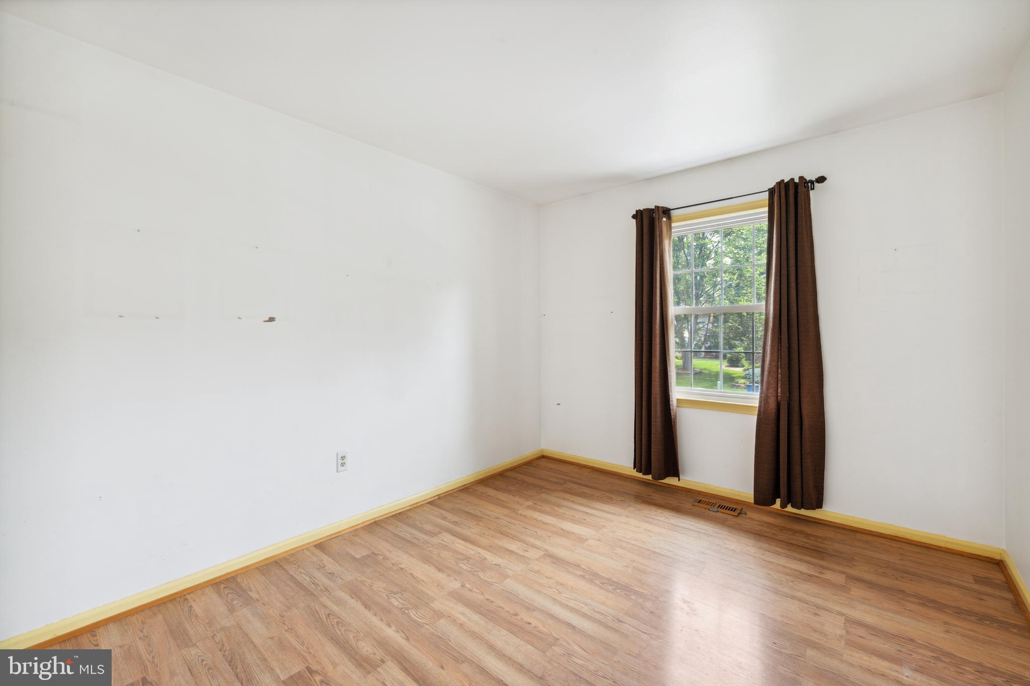 ROLLING VALLEY - Residential