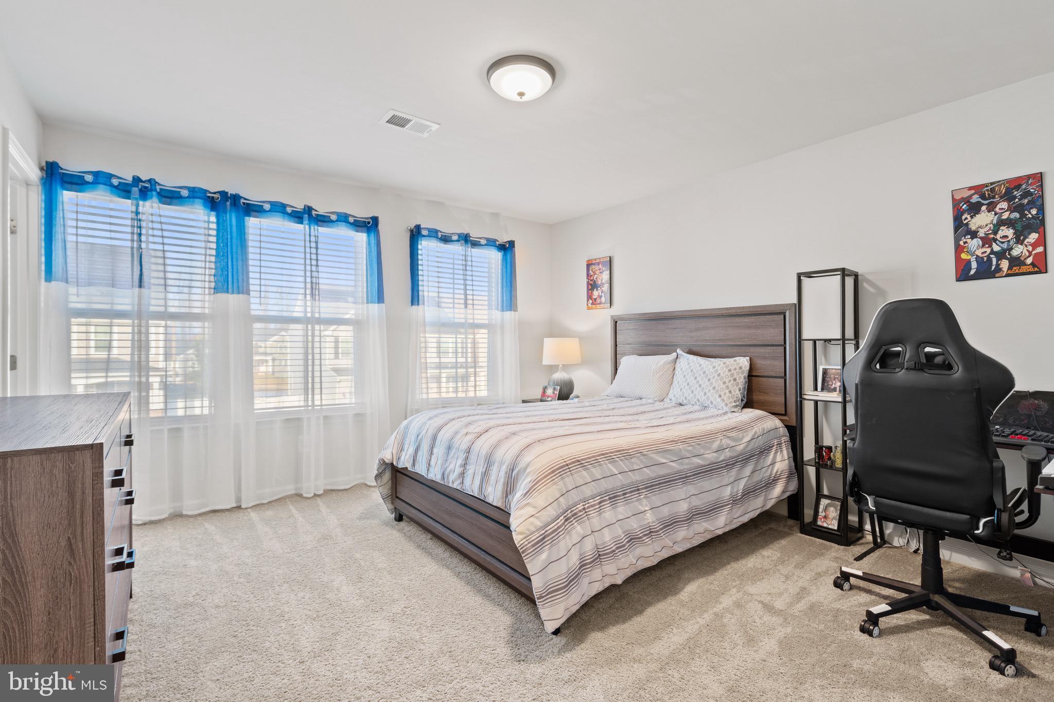 MAY'S QUARTER - Residential