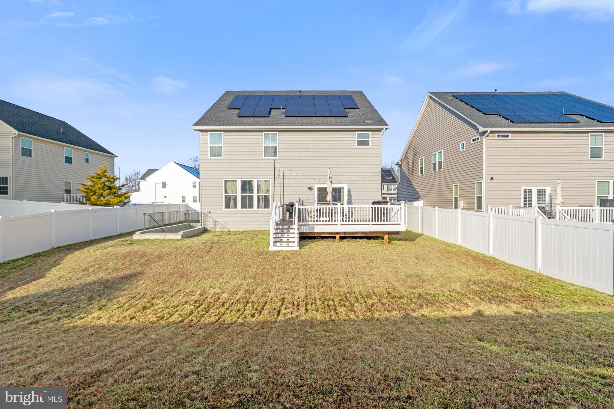 MAY'S QUARTER - Residential