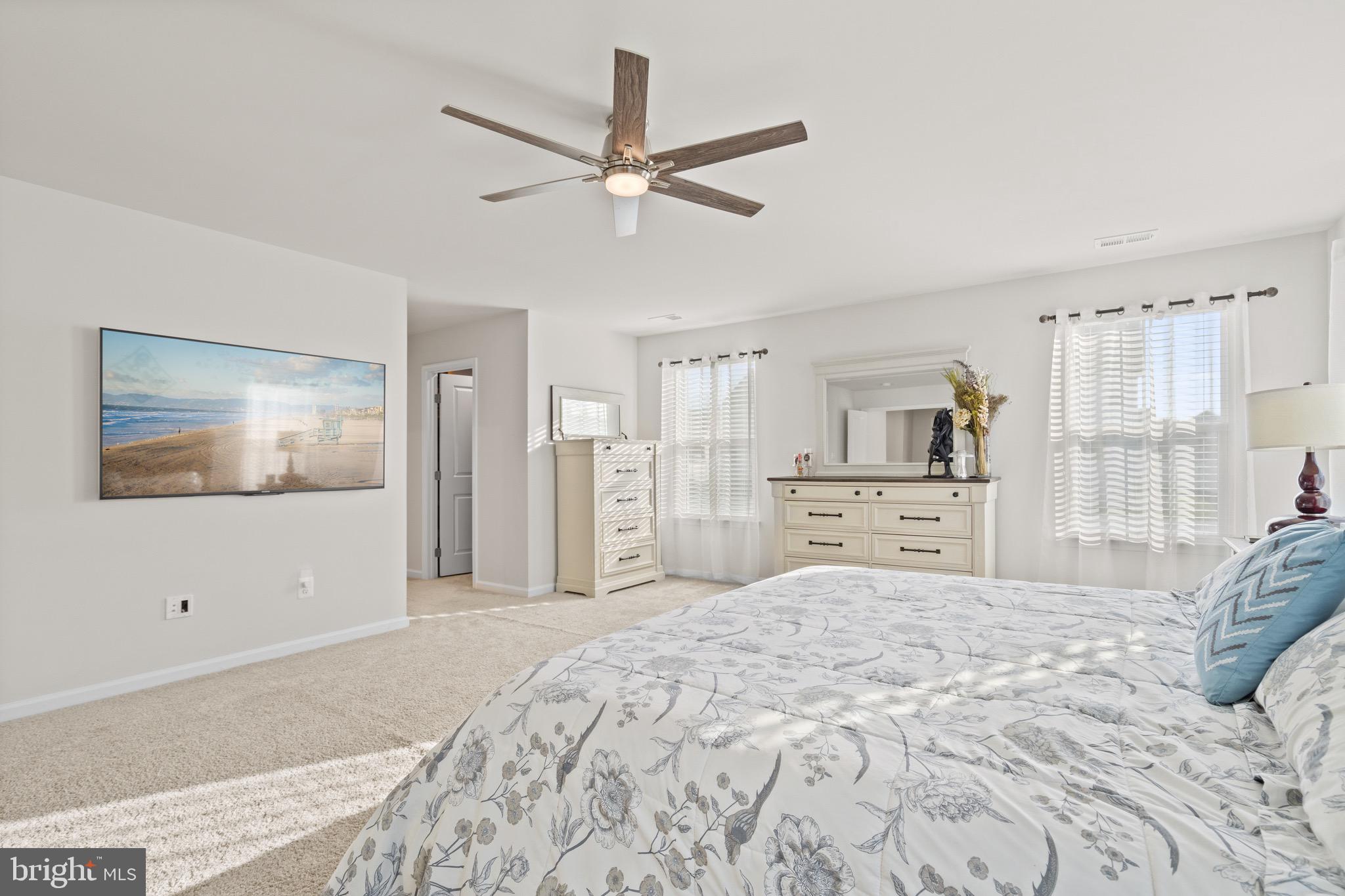 MAY'S QUARTER - Residential