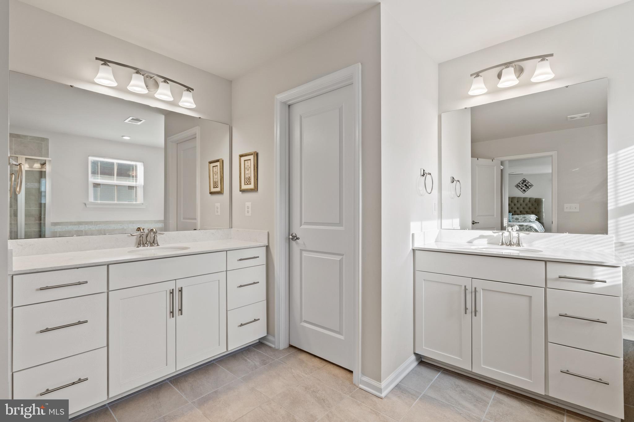 MAY'S QUARTER - Residential