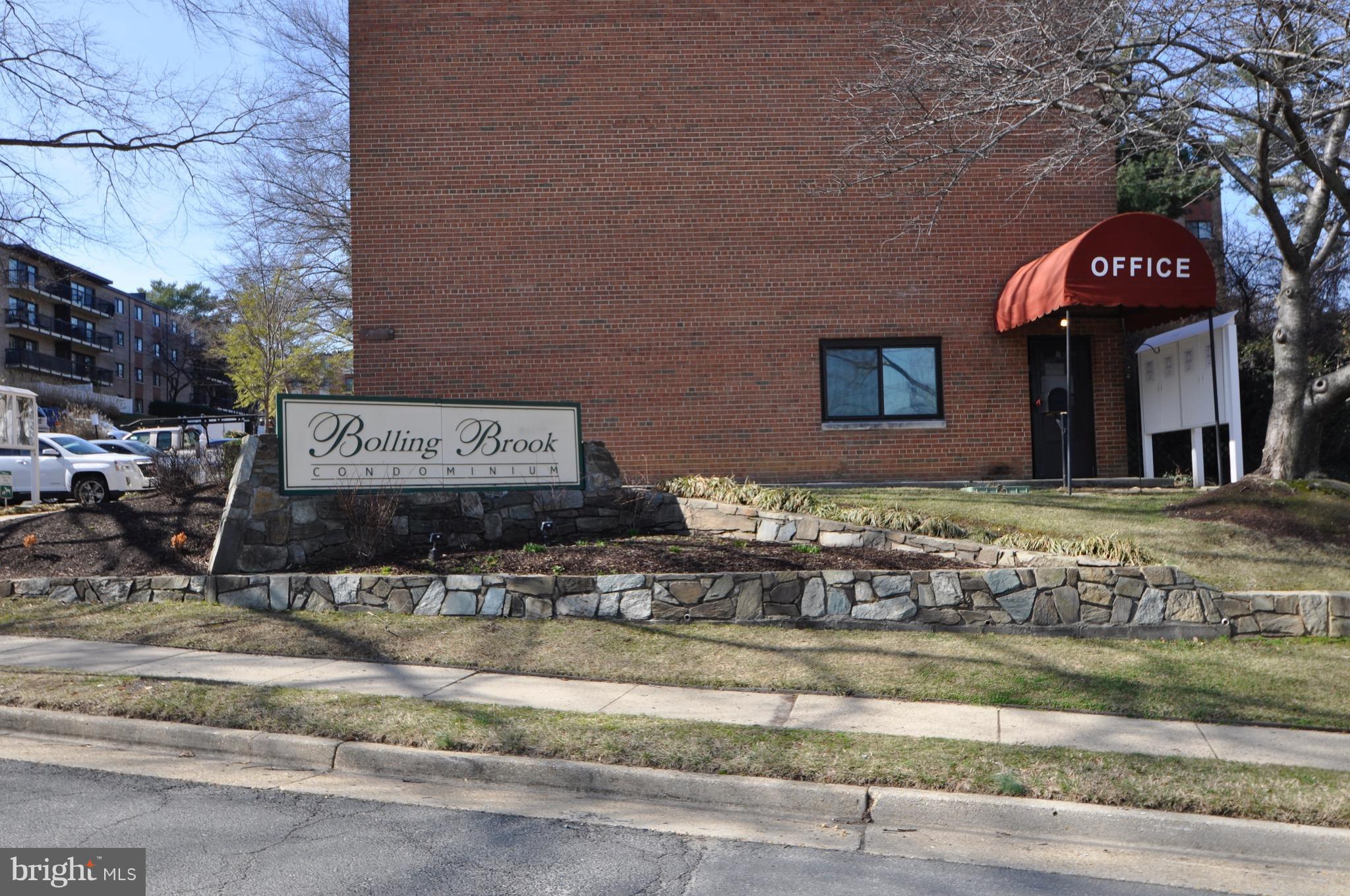 BOLLING BROOK - Residential Lease