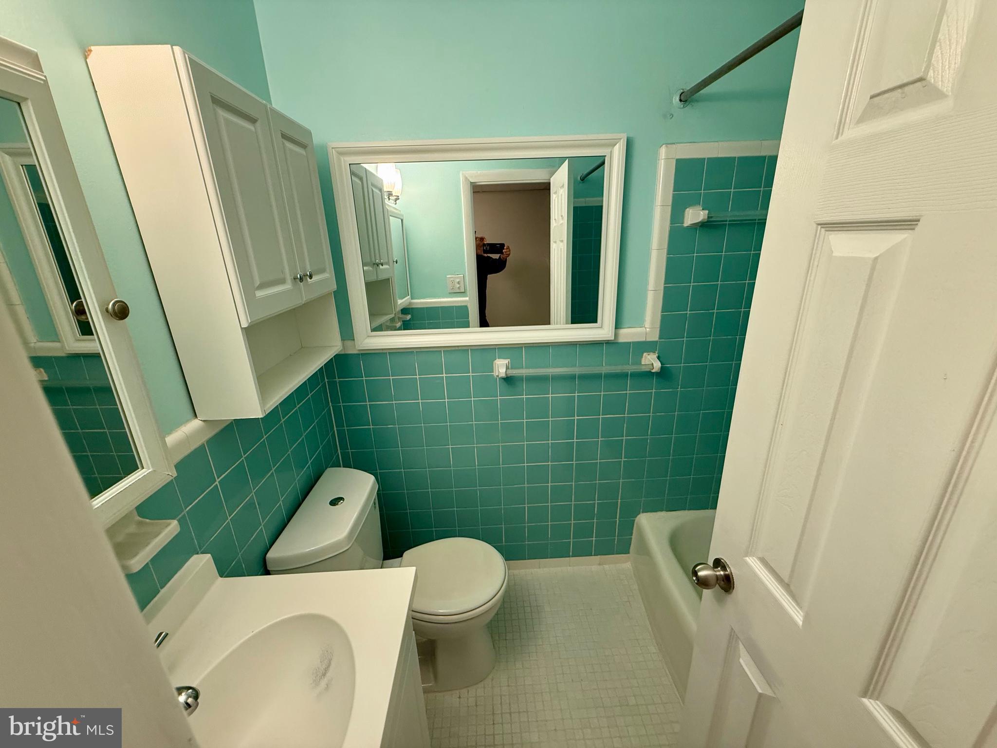 BOLLING BROOK - Residential Lease