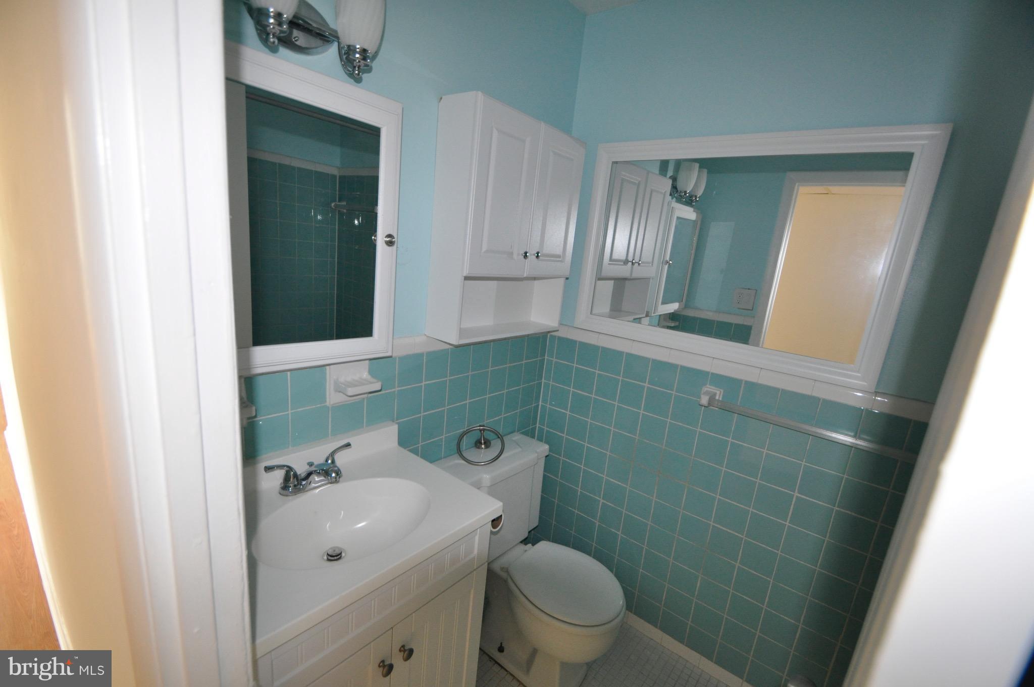 BOLLING BROOK - Residential Lease