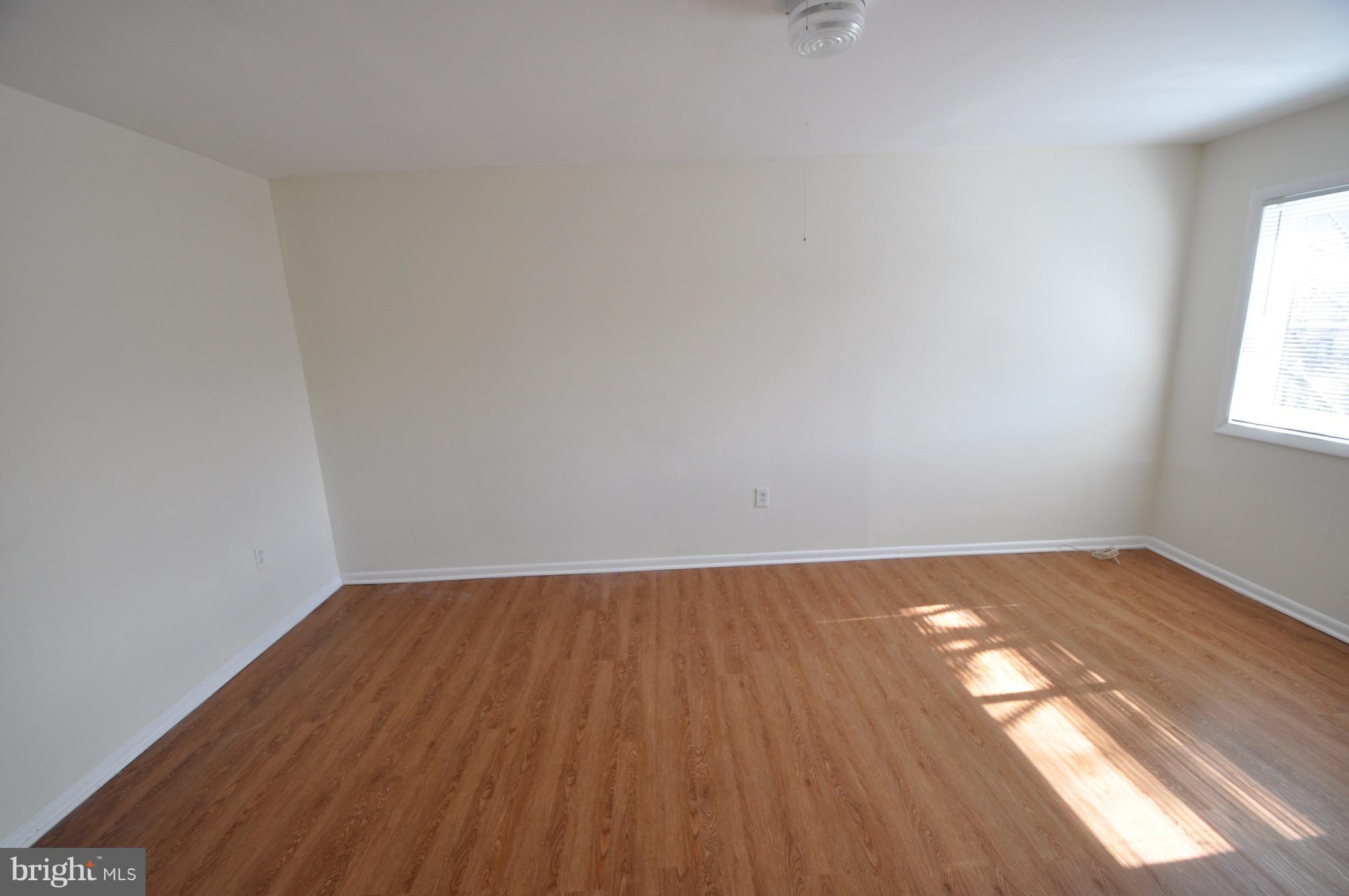 BOLLING BROOK - Residential Lease