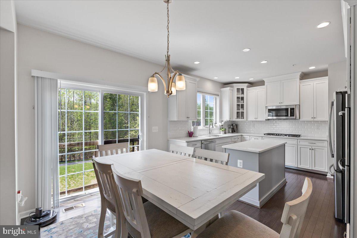 10815 FLYING CHANGE COURT