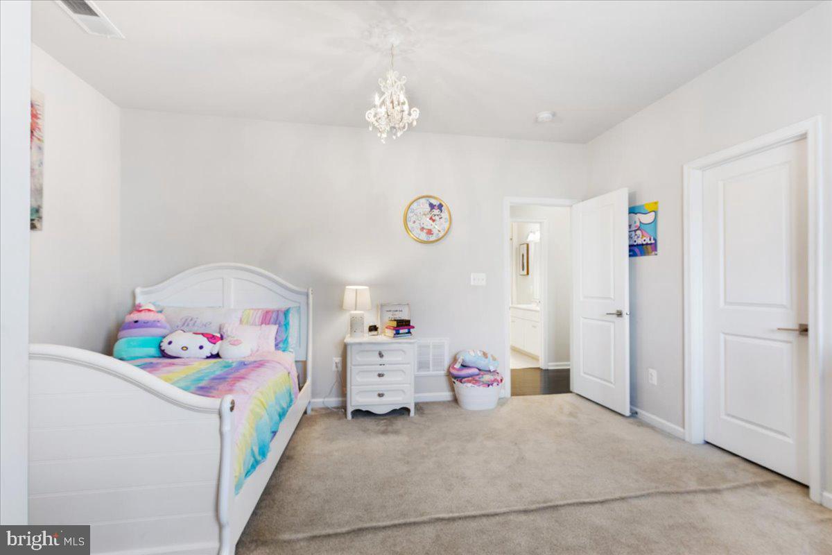 MARLBORO RIDGE MEADOWS - Residential