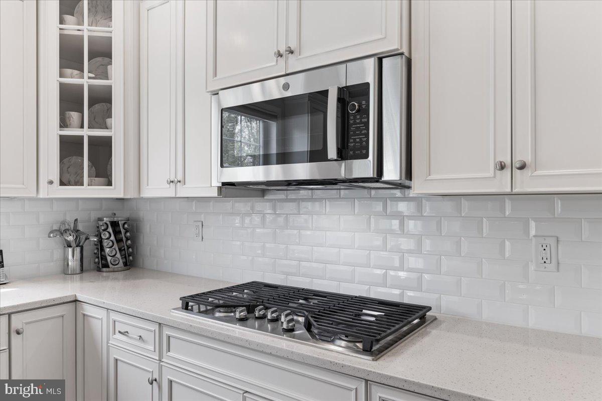 MARLBORO RIDGE MEADOWS - Residential