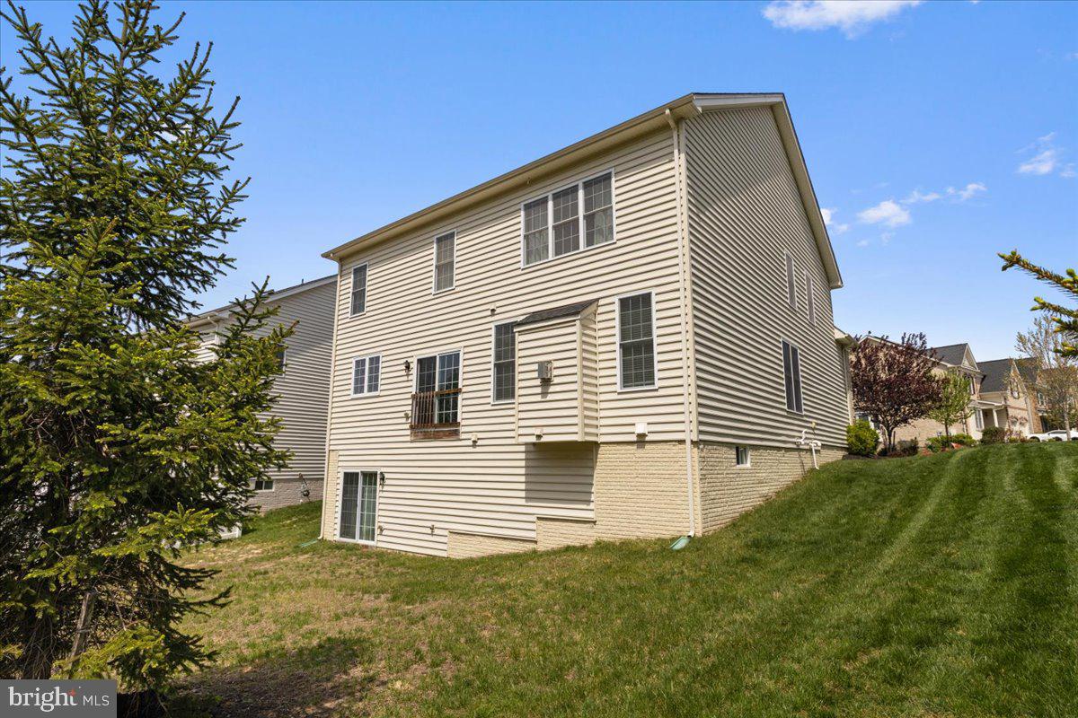 MARLBORO RIDGE MEADOWS - Residential