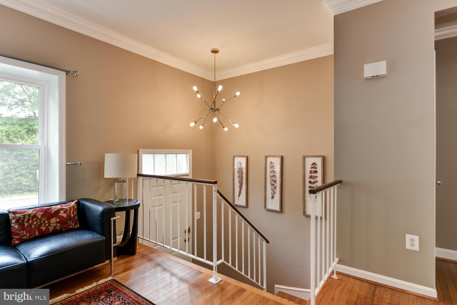 BRIGHTON SQUARE - Residential