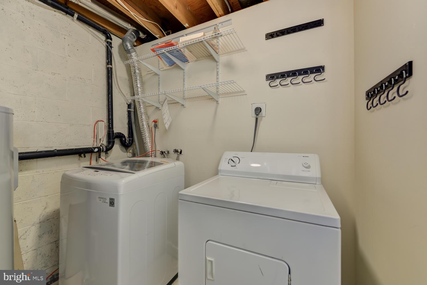 BRIGHTON SQUARE - Residential