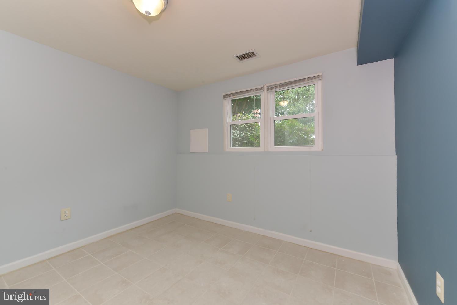 BRIGHTON SQUARE - Residential