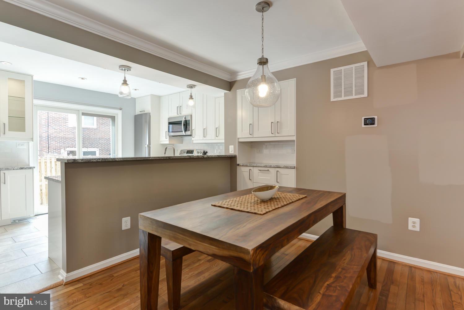 BRIGHTON SQUARE - Residential