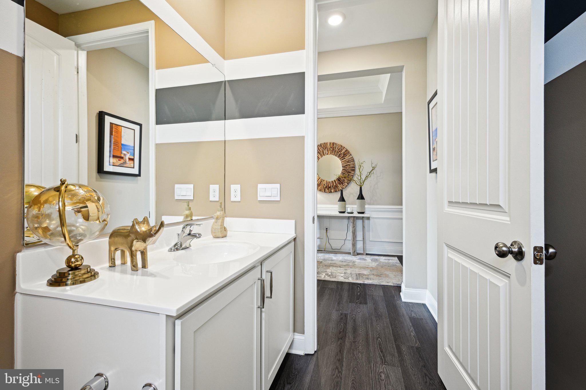 WOODFIELD PRESERVE - Residential