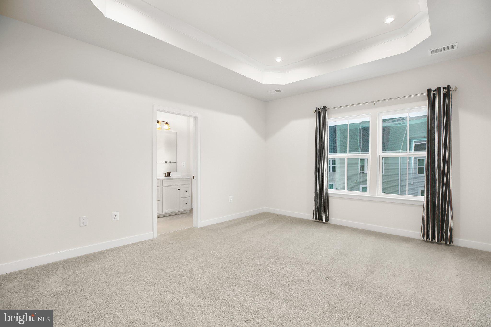 ALEXANDER'S CROSSING - Residential Lease