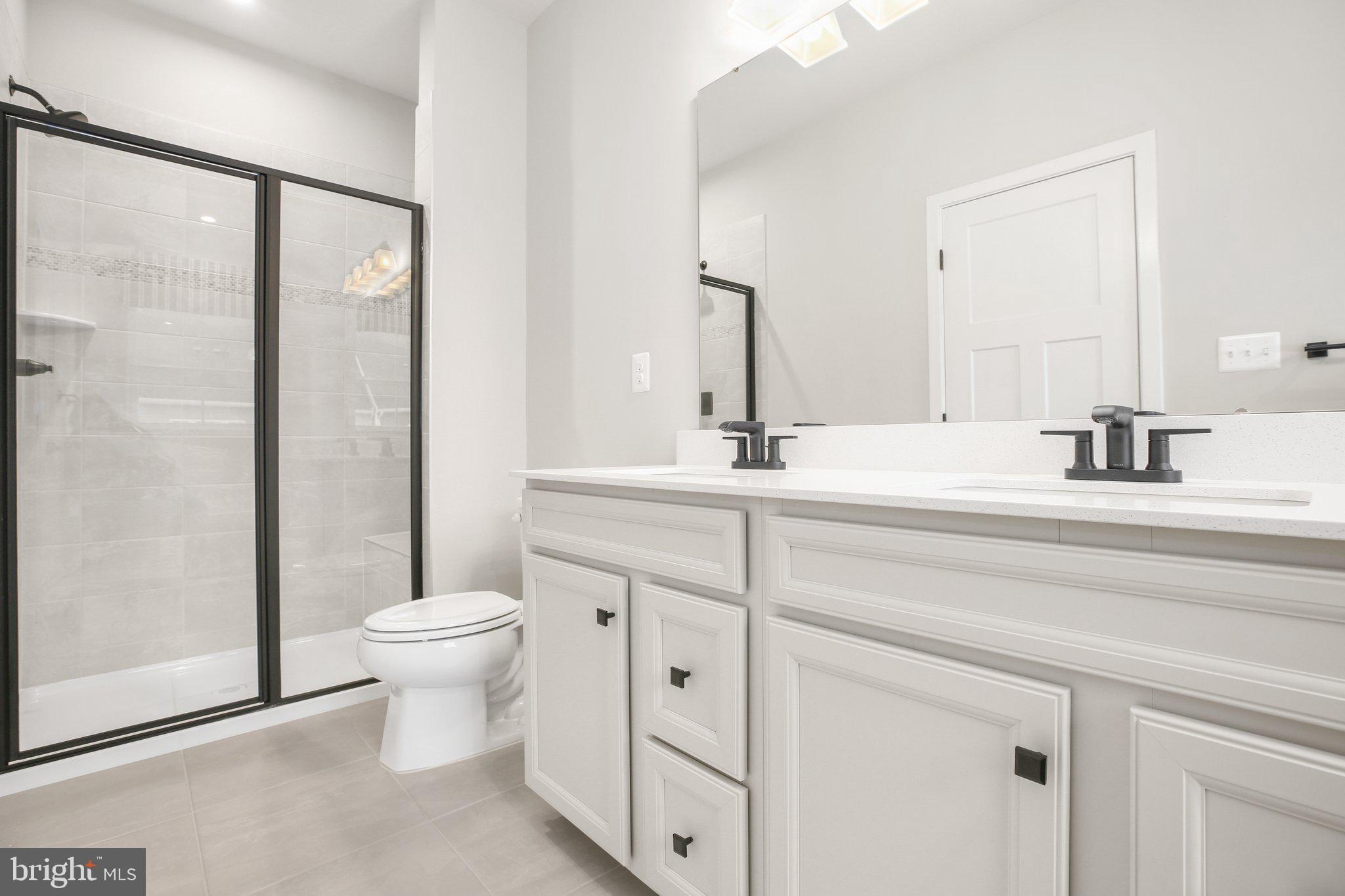 ALEXANDER'S CROSSING - Residential Lease