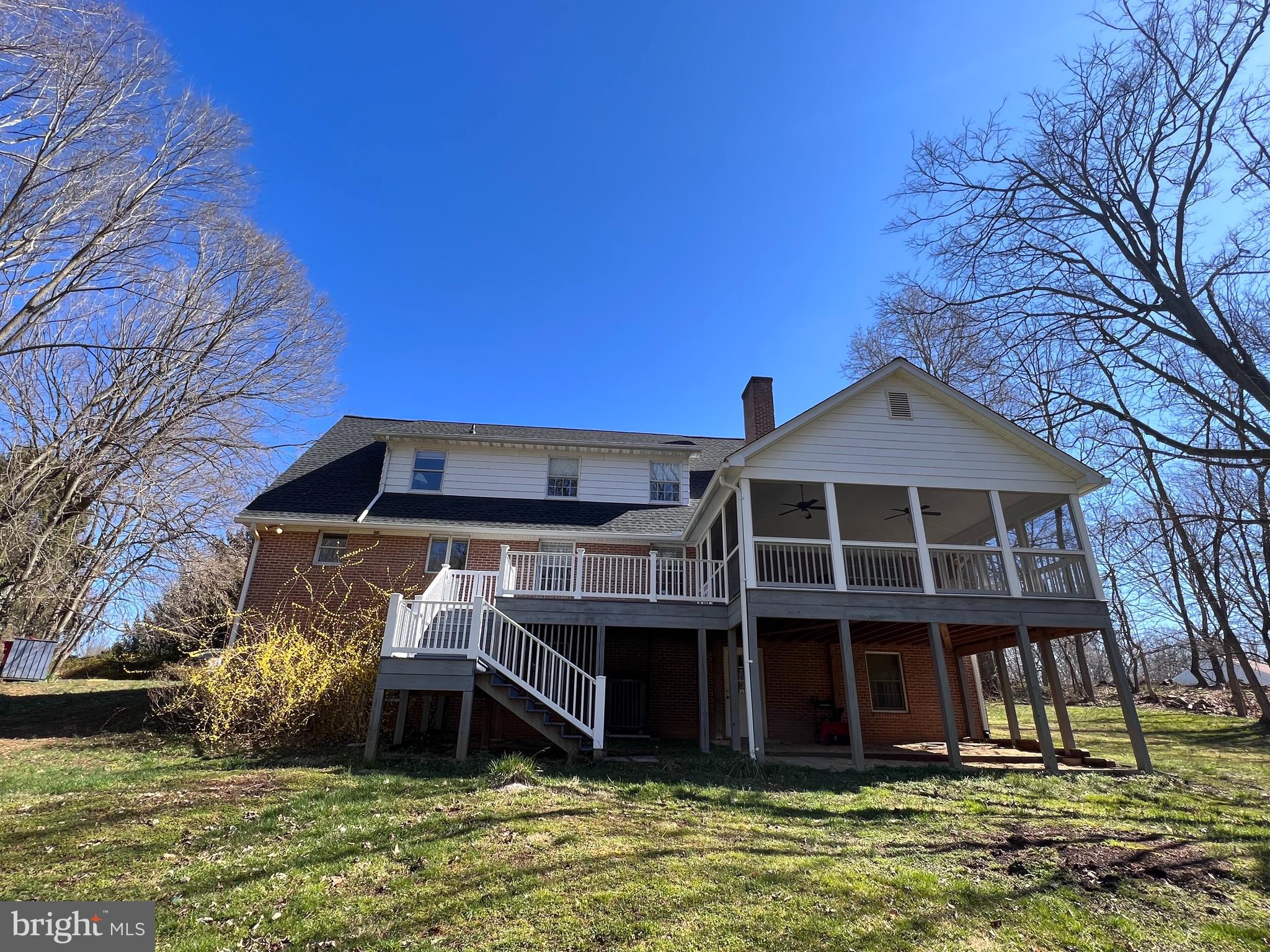 BEELINE ESTATES - Residential