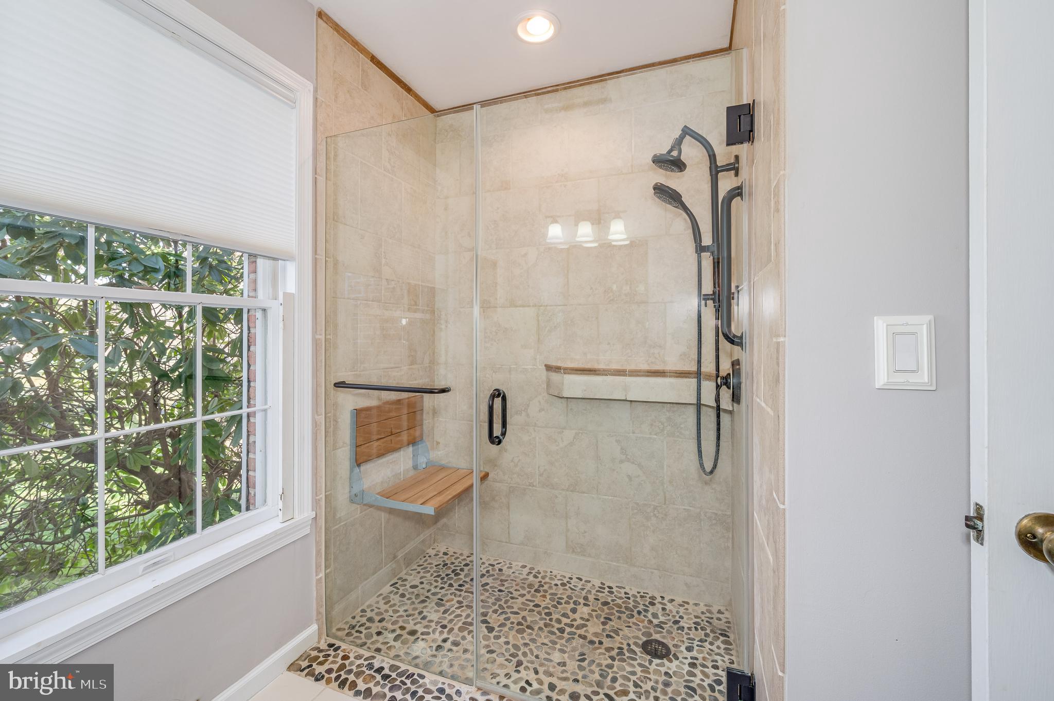 BEELINE ESTATES - Residential