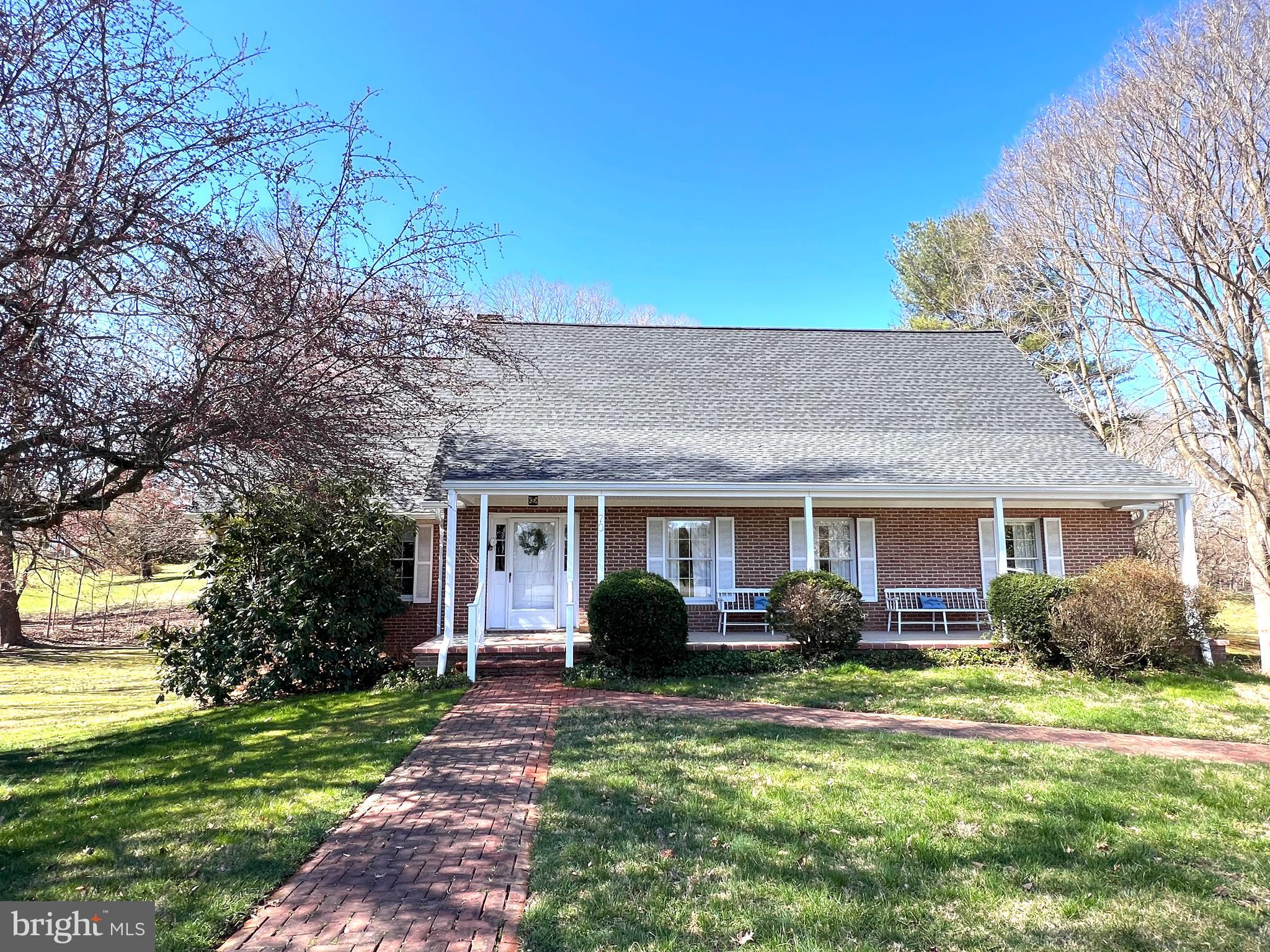 BEELINE ESTATES - Residential