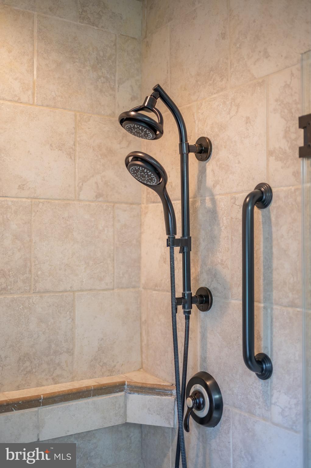 BEELINE ESTATES - Residential