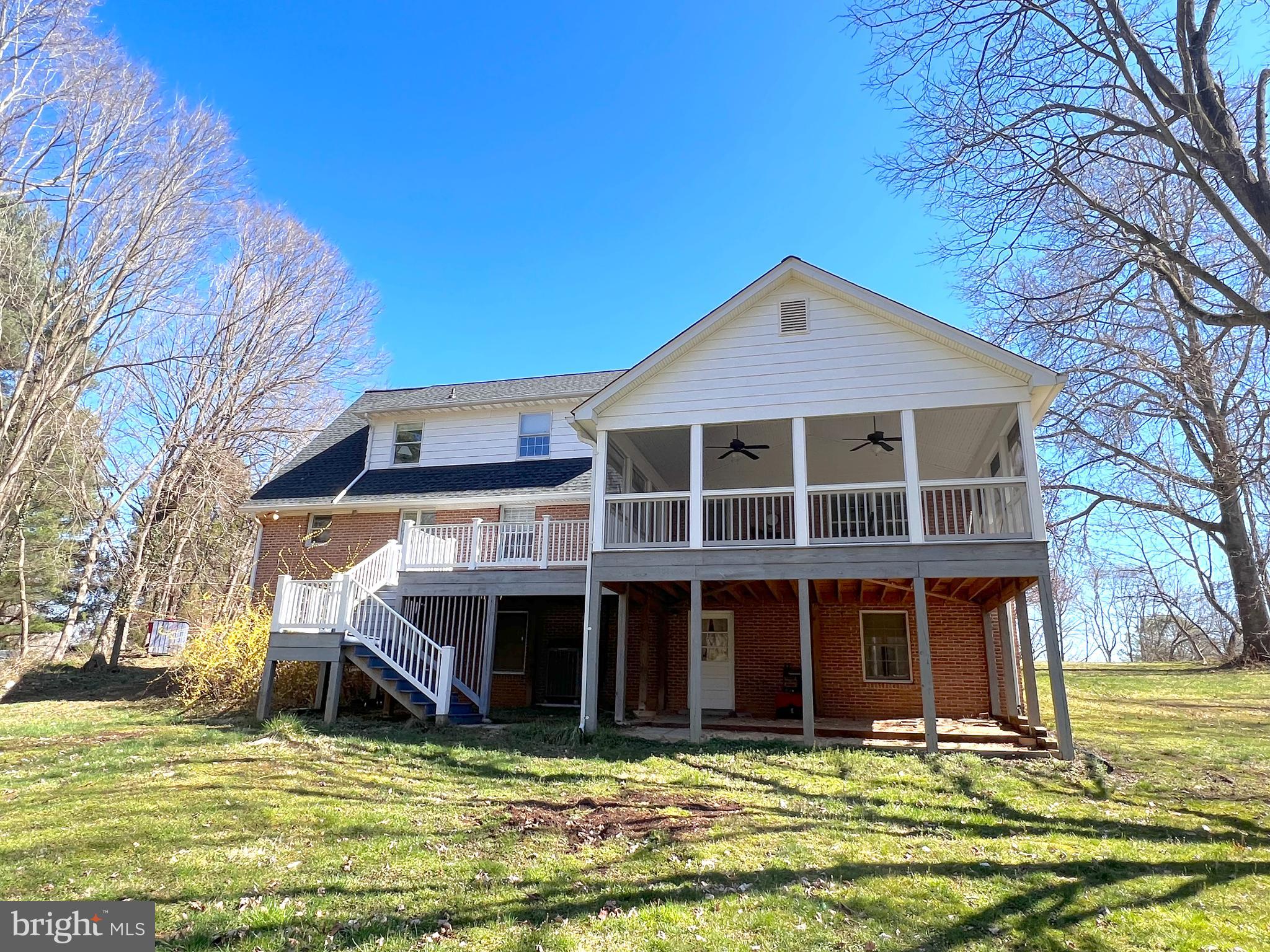 BEELINE ESTATES - Residential