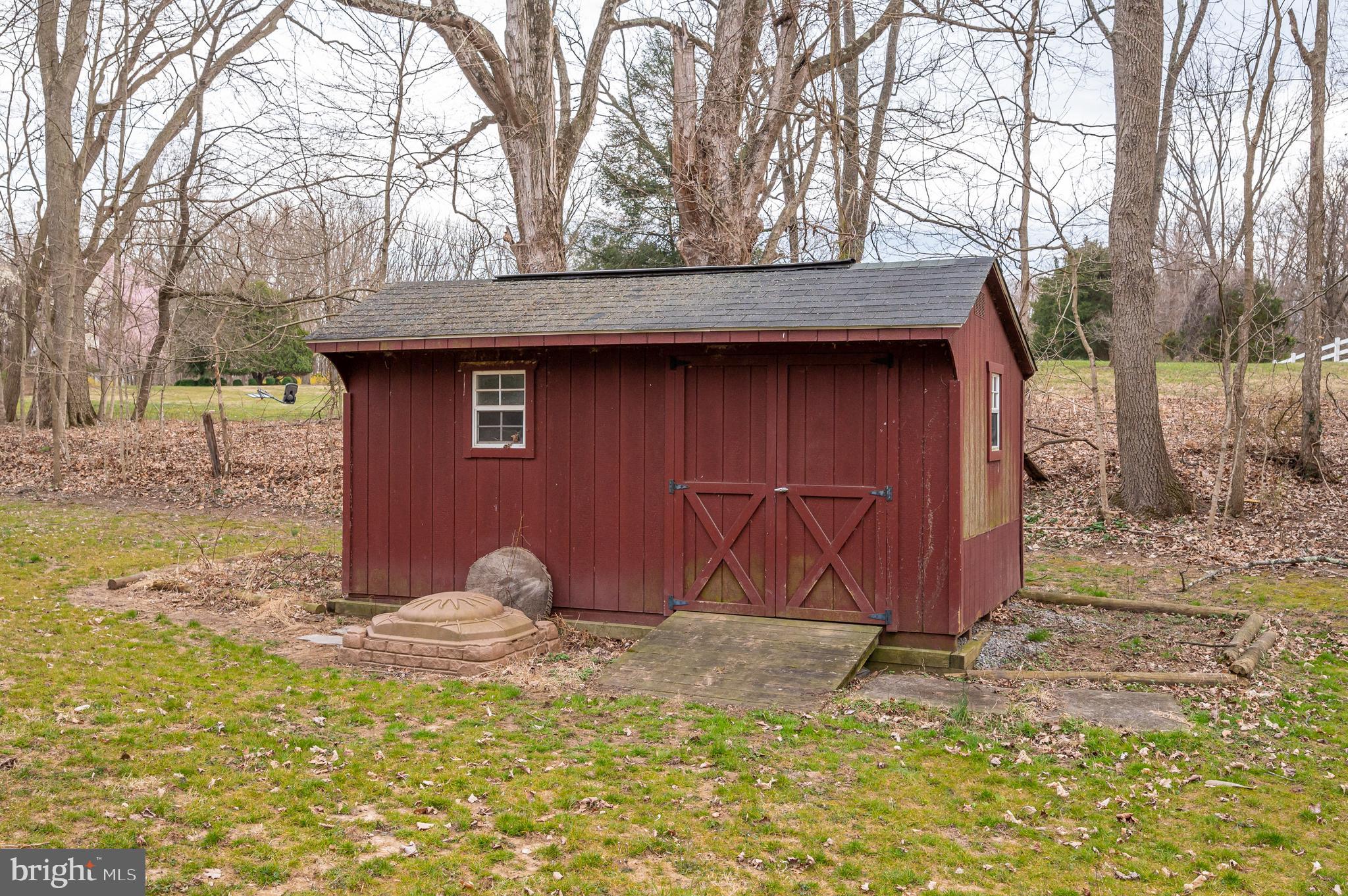 BEELINE ESTATES - Residential