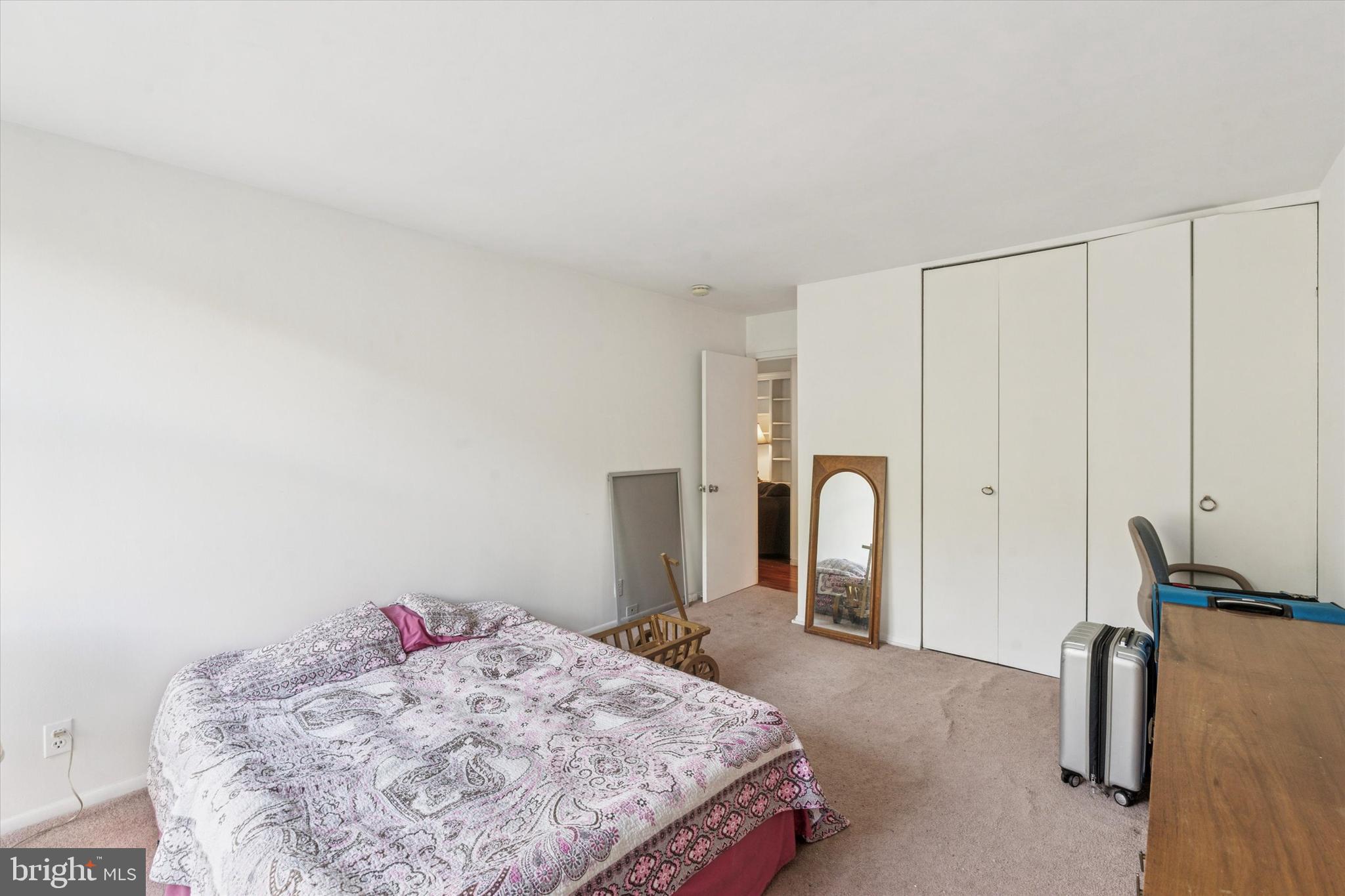 RIVER PARK - Residential