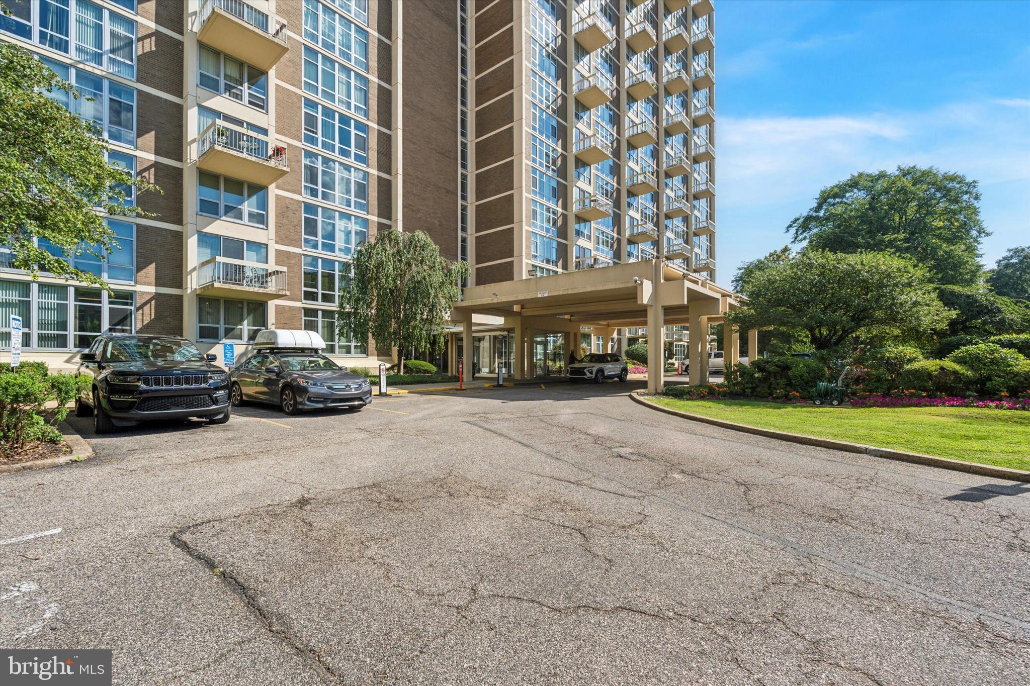 RIVER PARK - Residential